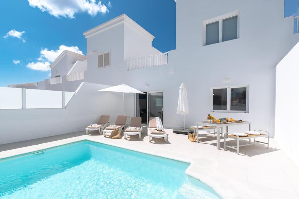 Casa Lolalo - Modern Villa With Pool, 15Min Walk To Marina Rubicon Playa Blanca  Exterior photo